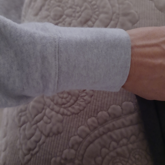 Sweater - Picture 9 of 9